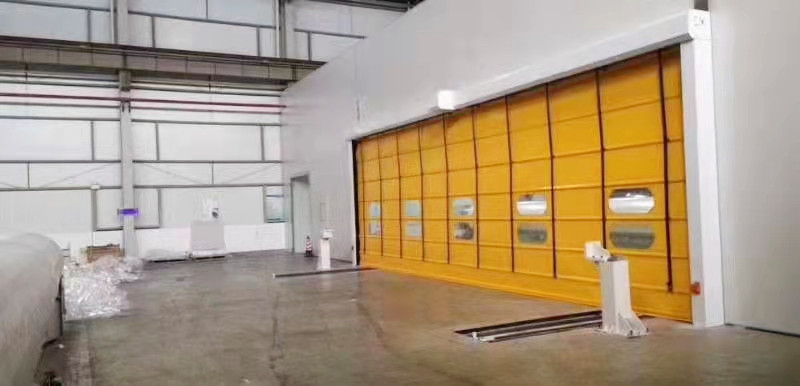 High-Speed Folding Door High-Speed Folding Door